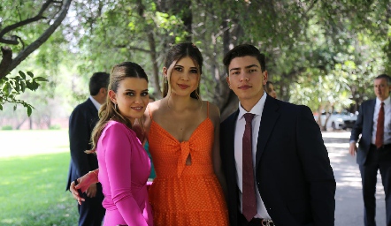  Alejandra, Alejandra y Juan Carlos Garza.