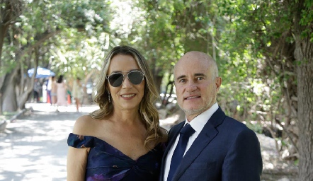  Roxana Serna y Tomás Alcalde.
