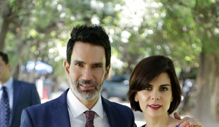  Rodrigo Alcalde y Carla Canseco.