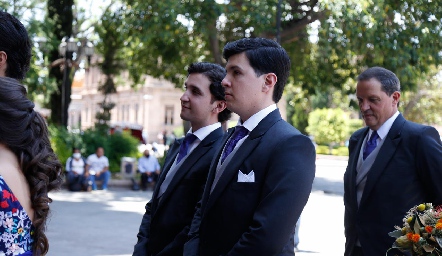  Hermanos de la novia Juan Diego y Pedro Martínez.