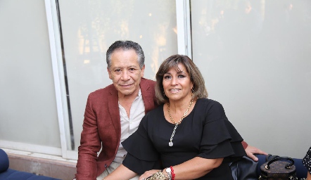  Guillermo Trillo y Elizabeth Landa.