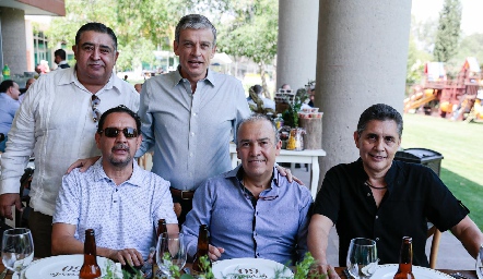  Humberto Quevedo, Gerardo Díaz Infante, Benjamín Delgado, Claudio Carrillo y Víctor González.