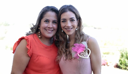  Tessy Tapia y Mónica Garza.