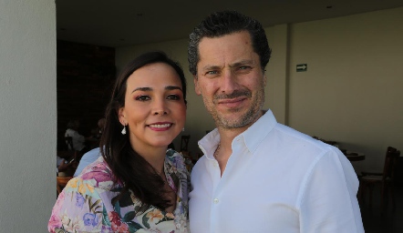  Ana Rosa Guerra y Rogelio Mercado.