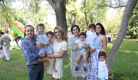  Fiesta de José María y Santiago Oropeza Velázquez.