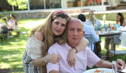  Silvia Foyo y José Zendejas.