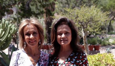  Gloria Estrada y Aida Palau.