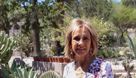  Gloria Estrada.