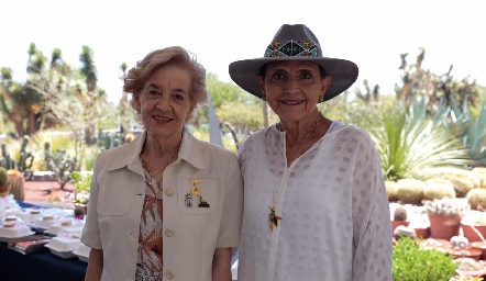  Cristina Garfias y Toyita.