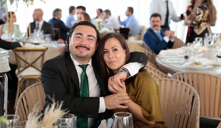  Paco Martínez y Karen Solís.