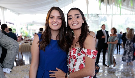  Gabriela González y Marianela Villasuso.