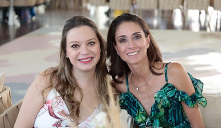 Marcela O´Farril y Anel Ávila.