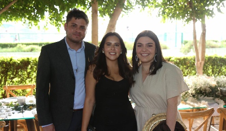  Ricardo Olvera, Samara Avalos y Kata Esper.