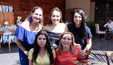  Mónica Hernández, Sofía Dorantes, Elizabeth Rodríguez, Mariana Quiz y Cinthia Aguilar.