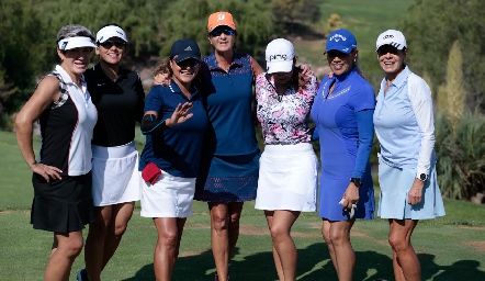  Damas Golfistas.