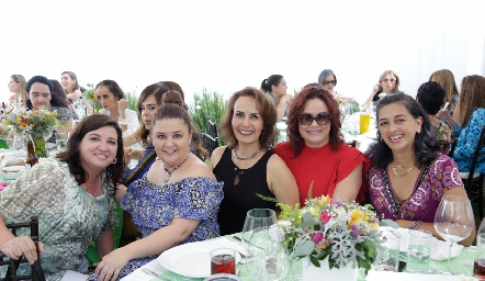  Alejandra Saiz, Margaret Lozano, Yogus Gómez, Marcela Chavarría y Laura García.