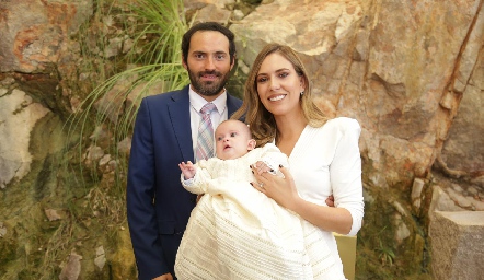  Andrés Alonso y Andrea Naya con su hijo Marcelo.