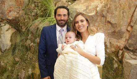 Andrés Alonso y Andrea Naya con su hijo Marcelo.