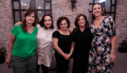 Martha Zwieger, Lucía Betancourt, Rebeca Flores, Beatriz Rojas y Paola Torre.