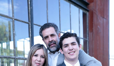  Liliana, Fernando y Mauricio Abaroa.