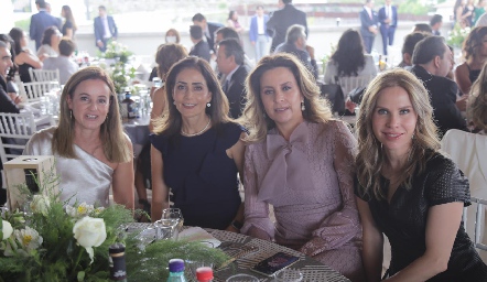  Romina Madrazo, Came Stevens, Erika Rodríguez y Maiela Conde.
