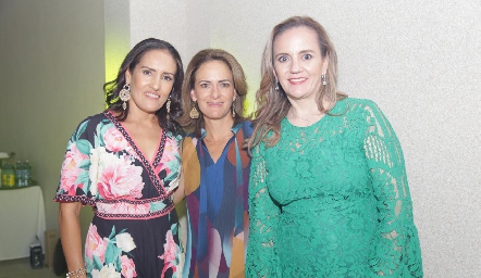  Rocío López, Daniela Coulon y Mariel León.