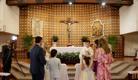  Primera Comunión de Silvana y Marcelo Estrada.