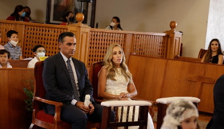  Primera Comunión de Silvana y Marcelo Estrada.