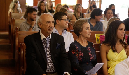  Primera Comunión de Silvana y Marcelo Estrada.
