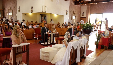  Primera Comunión de Silvana y Marcelo Estrada.
