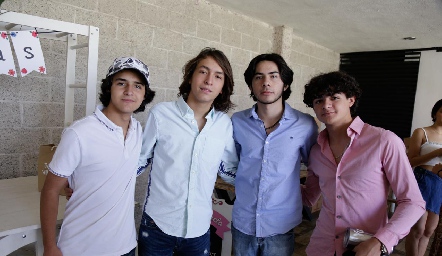  Alfredo Hernández, Leonardo Haro, Gustavo Enríquez y Alexander Meade.