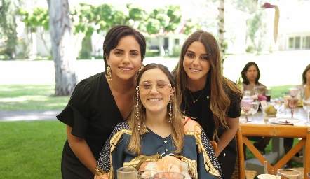  Kathia Galarza, Ana Palafox y María Palomar.