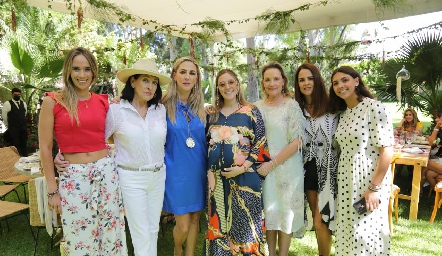  Claudia Audifred, María Aldao, Macarena Aldao, Ana Palafox, Gaby Palafox, María Aldao y Macarena Alcalá.