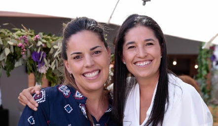  Daniela Treviño y Martha Irene Morales.