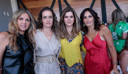  Bety Villegas, Fernanda García, Yezmín Sarquis y Claudia Artolózaga.