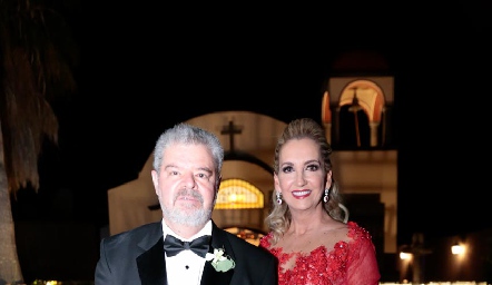  Luis José Ruiz y Elizabeth Eichelmann.