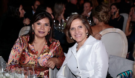  Tita Ruiz y Dolores Lastras.