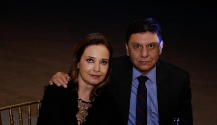   Claudia Robles y Ernesto Flores.