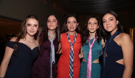  Nury González, María Duque, Montse Marín, Ana Cris Almazán y Elena Herrera.