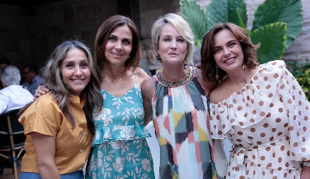  Martha Chalita, Rocío Nieto, Güera Valle y Paty González.
