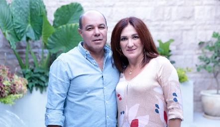  Enrique Quintero y Anita Anaya.