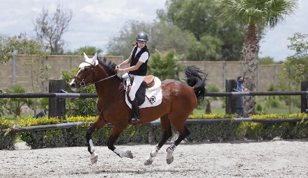  Competencia ecuestre en el Hípico Beleño.