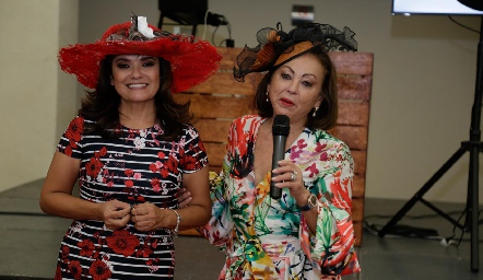  Aida Palau y Rebeca Konishi.