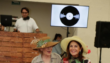  Pasarela de sombreros.