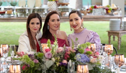  Katy, Mónica Barraza y Paulina Garza.