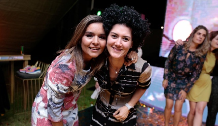  Lorena Torres y Paulina Vivanco.