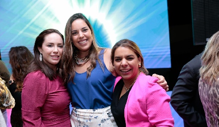  Mónica Barraza, Daniela Treviño y Maribel Torres.
