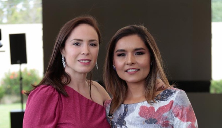  Mónica Barraza y Lorena Torres.