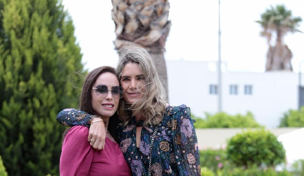  Mónica Barraza y Lorena Ibarra.