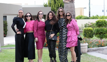  Flor Hernández, Cheli Sotomayor, Mónica Barraza, Lorena Ortiz, Gloria Medina y Valeria Ibarra.